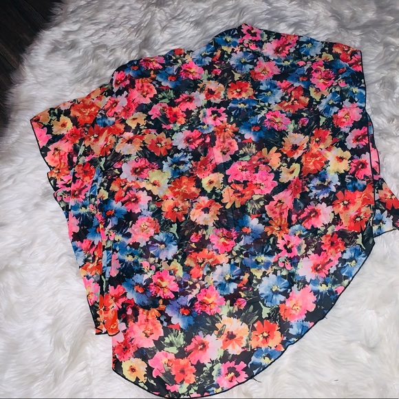 NWOT Beautiful Floral Open Cardigan Kimono - Picture 7 of 7